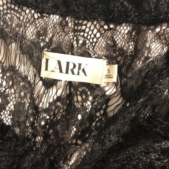 Lark size small faux fur cardigan/jacket - Picture 3 of 8